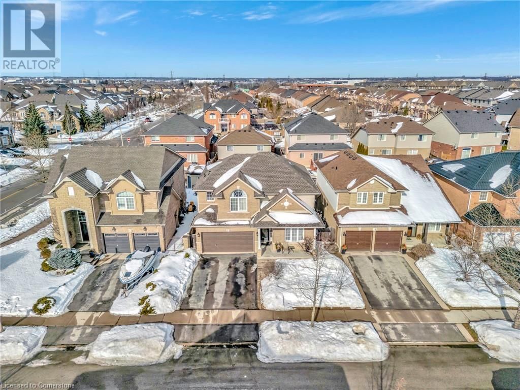 7 BOCELLI CRESCENT Image 36