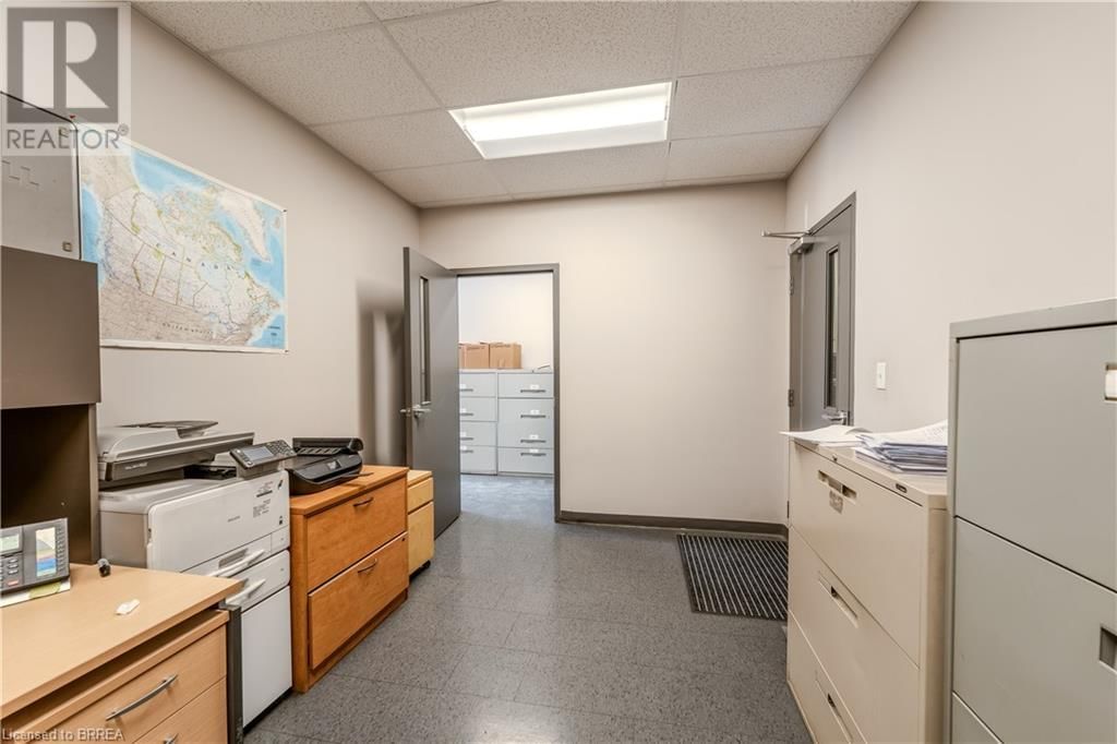 2 - 490 ELGIN STREET Image 13