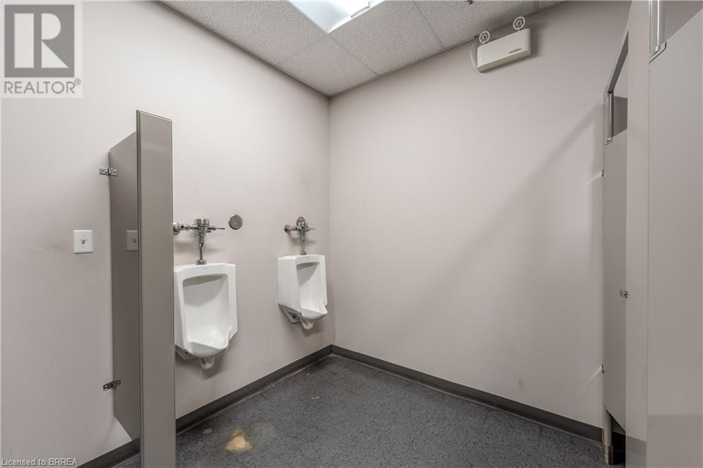 2 - 490 ELGIN STREET Image 16