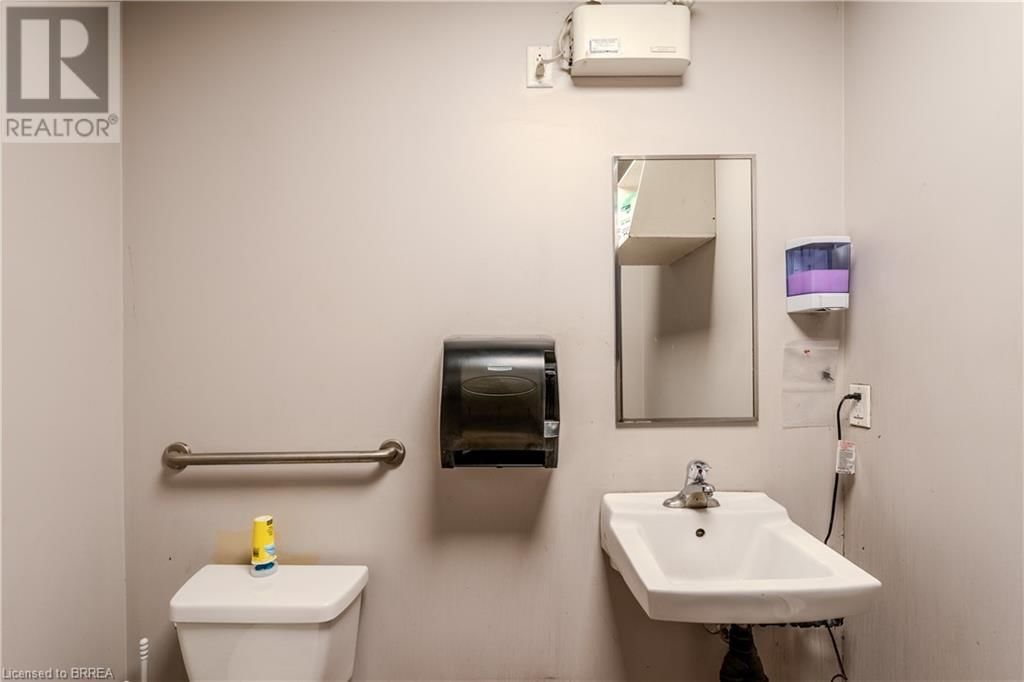2 - 490 ELGIN STREET Image 28