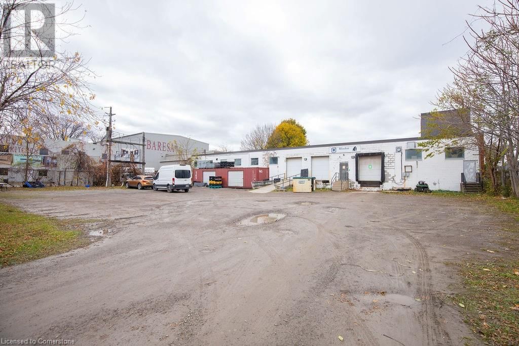 42 NIAGARA STREET Image 43