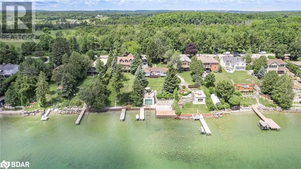 1125 WOODLAND DRIVE Image 2