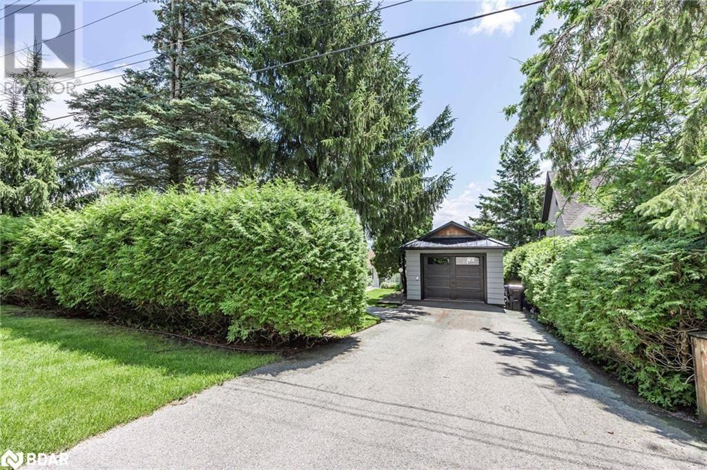1125 WOODLAND DRIVE Image 4