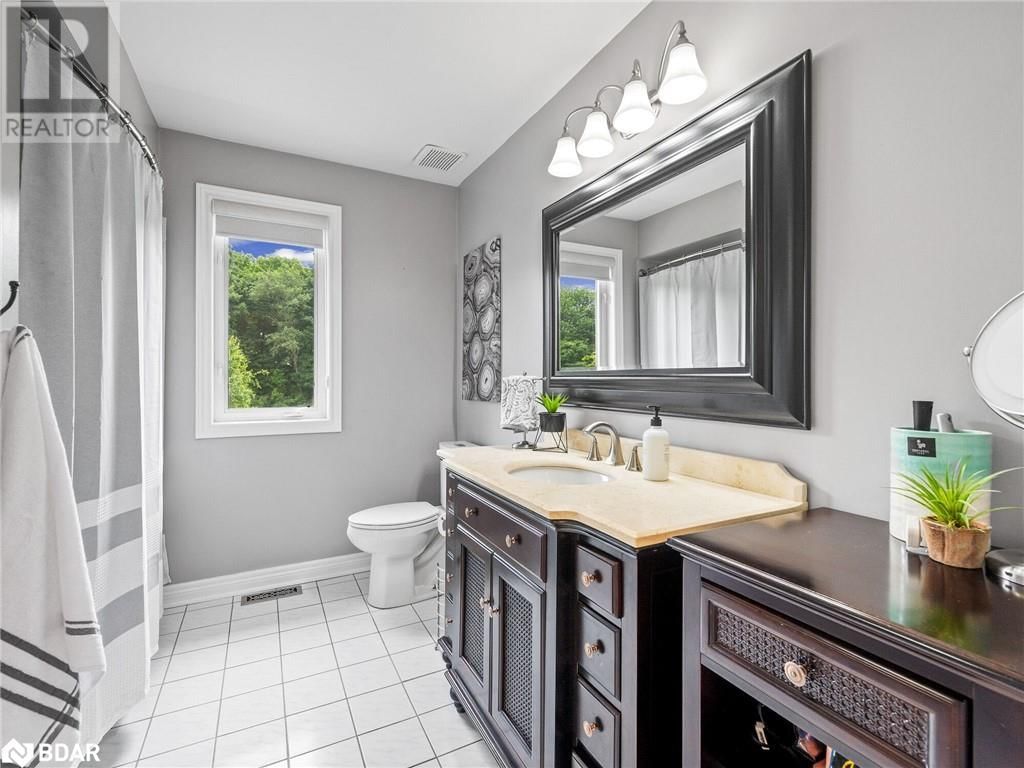 10 FOREST RIDGE CRESCENT Image 24