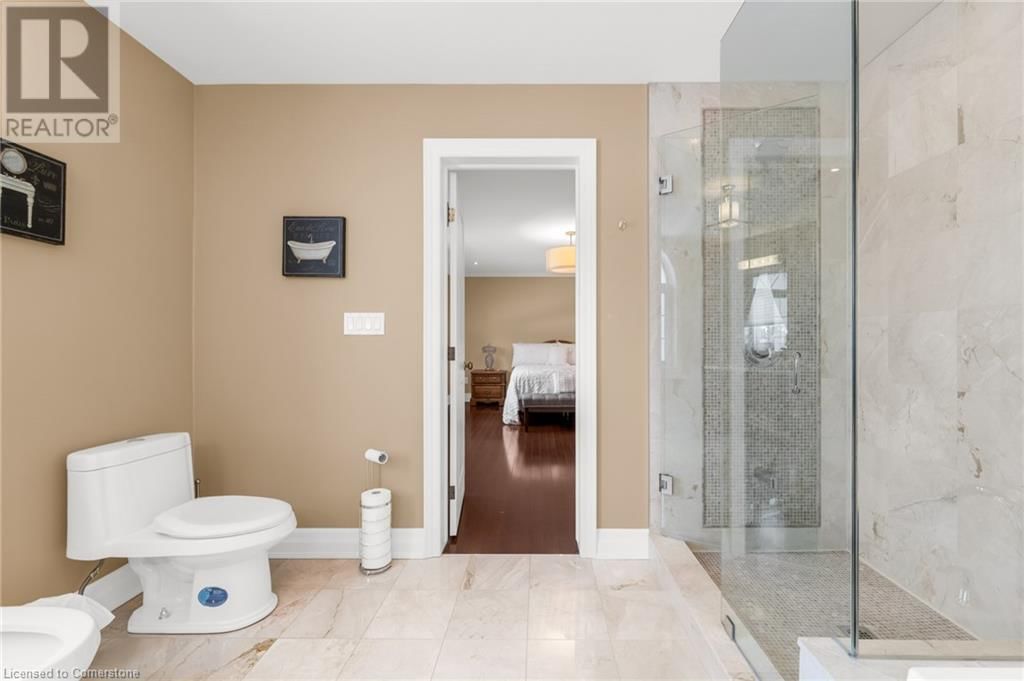 1705 UPPER WELLINGTON STREET Image 22
