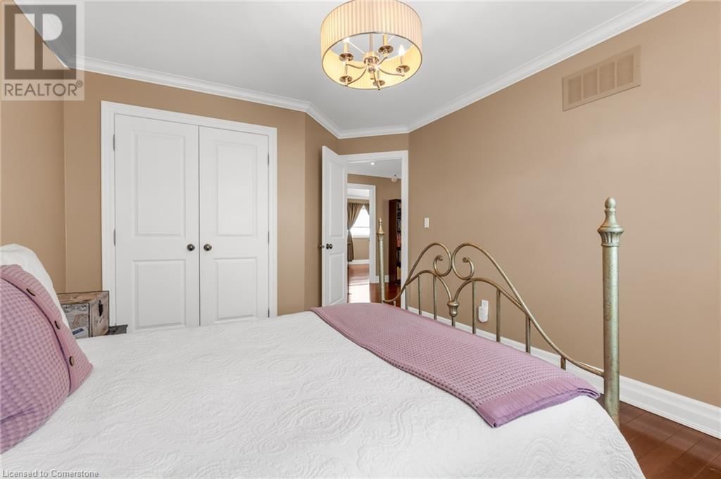 1705 UPPER WELLINGTON STREET Image 30