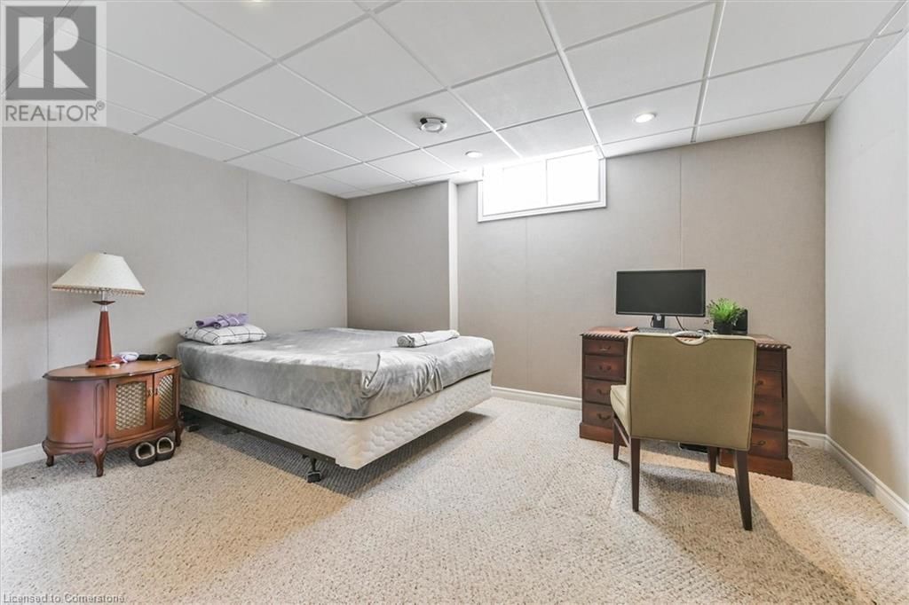 3588 THORPEDALE COURT Image 41