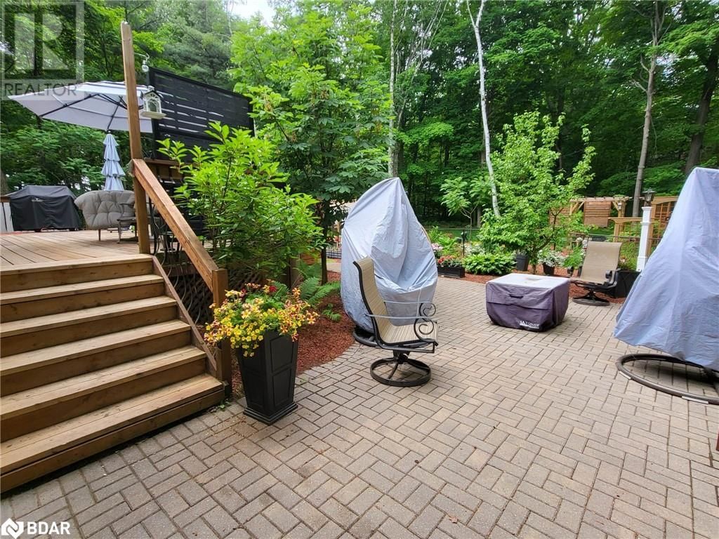 1450 MARGARET CRESCENT Image 33