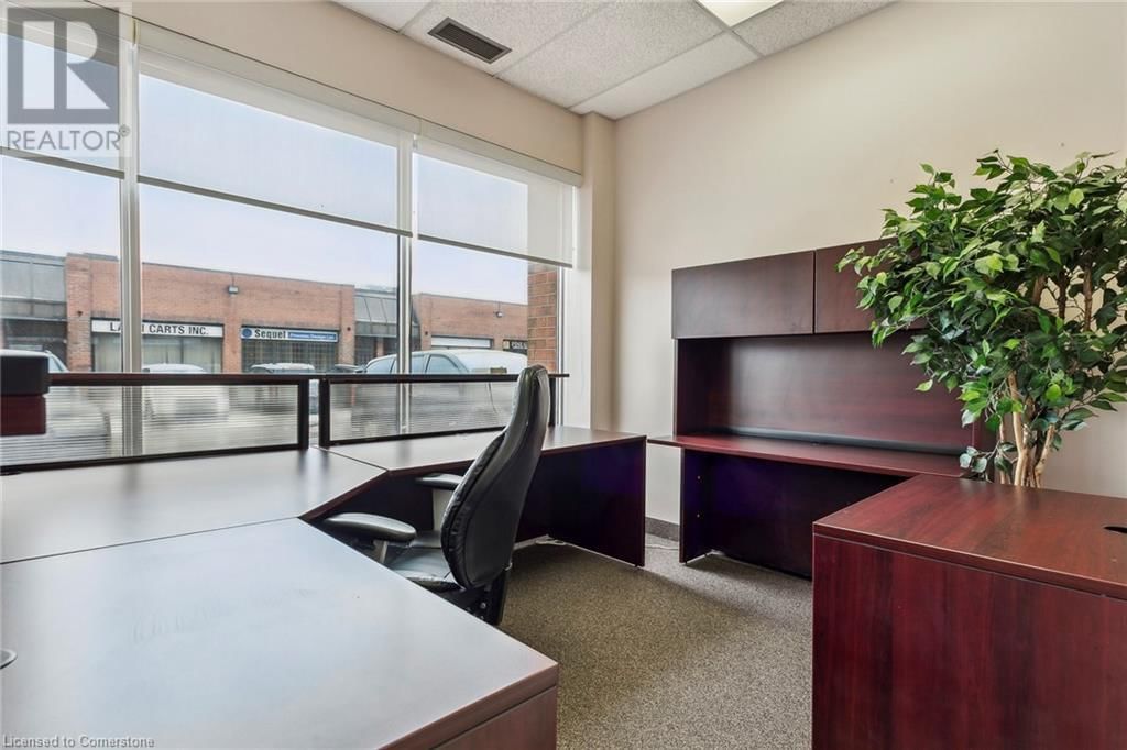 2333 WYECROFT ROAD Image 10