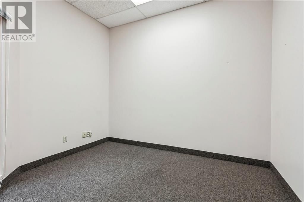 2333 WYECROFT ROAD Image 16