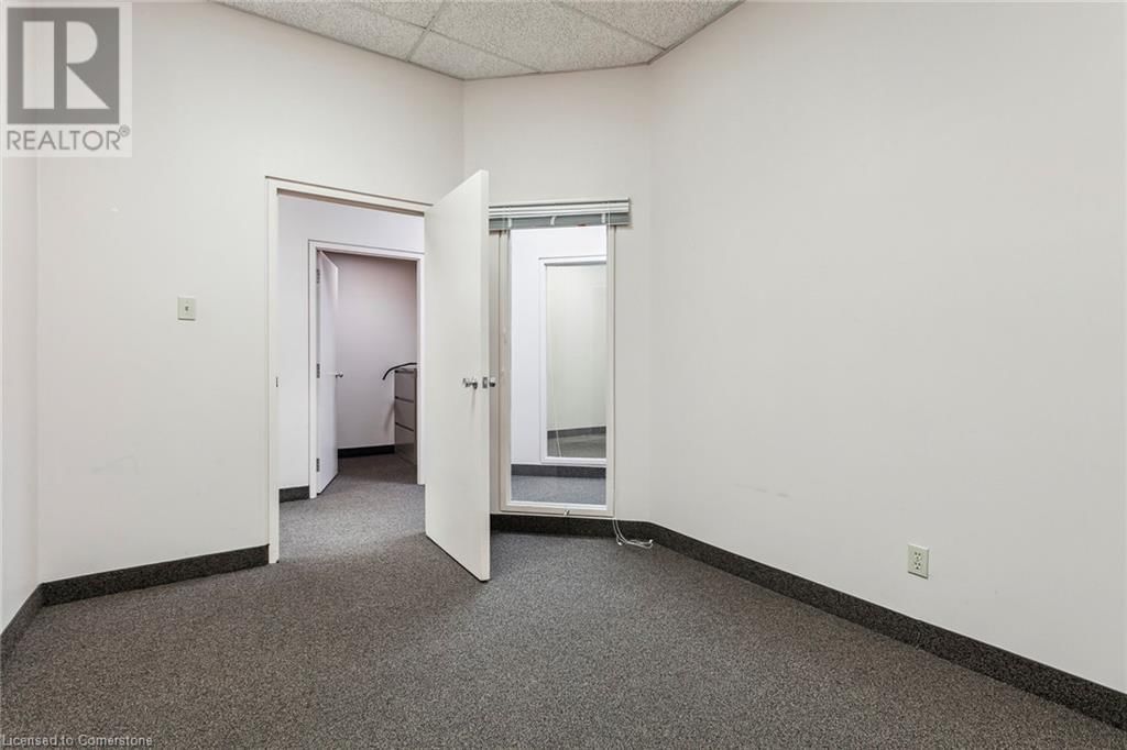 2333 WYECROFT ROAD Image 19