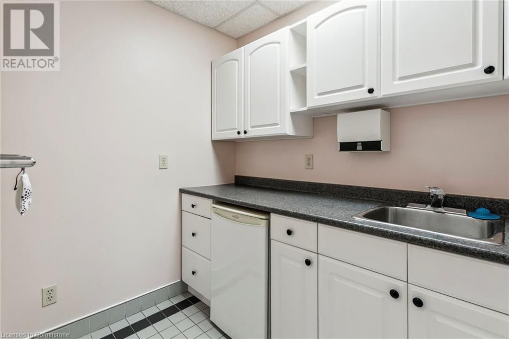 2333 WYECROFT ROAD Image 25