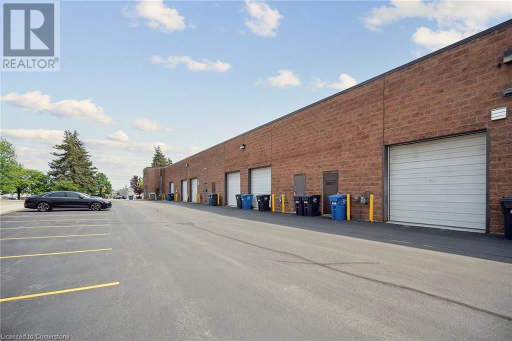 2333 WYECROFT ROAD Image 35