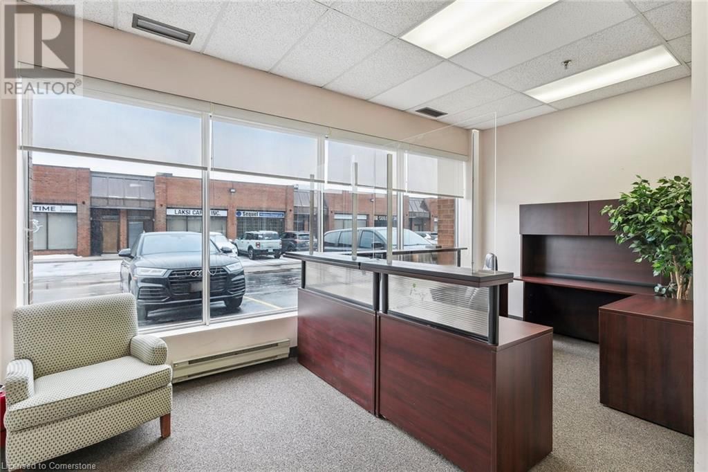 2333 WYECROFT ROAD Image 7