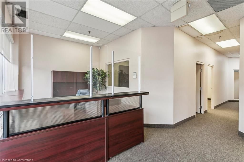 2333 WYECROFT ROAD Image 9