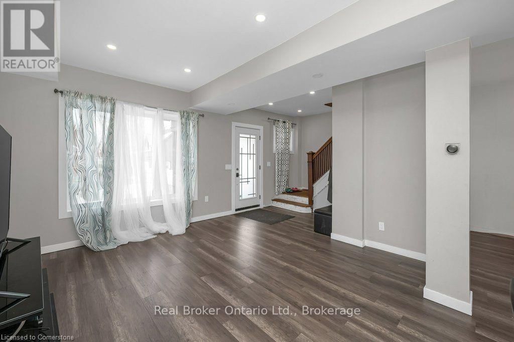 109 ARTHUR STREET Image 12