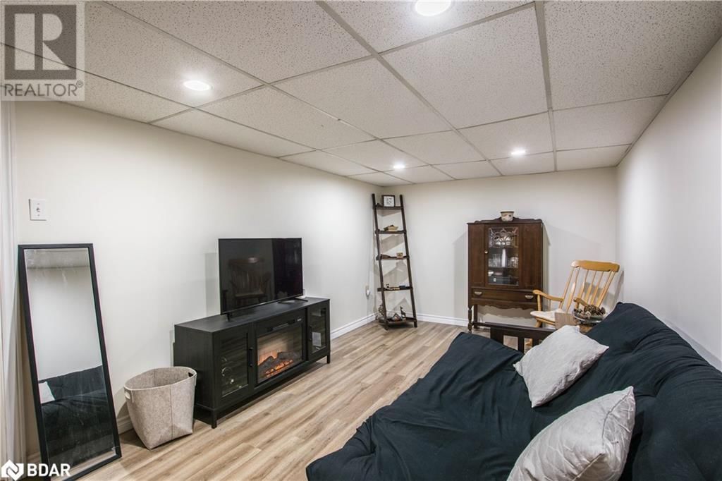 4 - 261 ROSE STREET Image 13