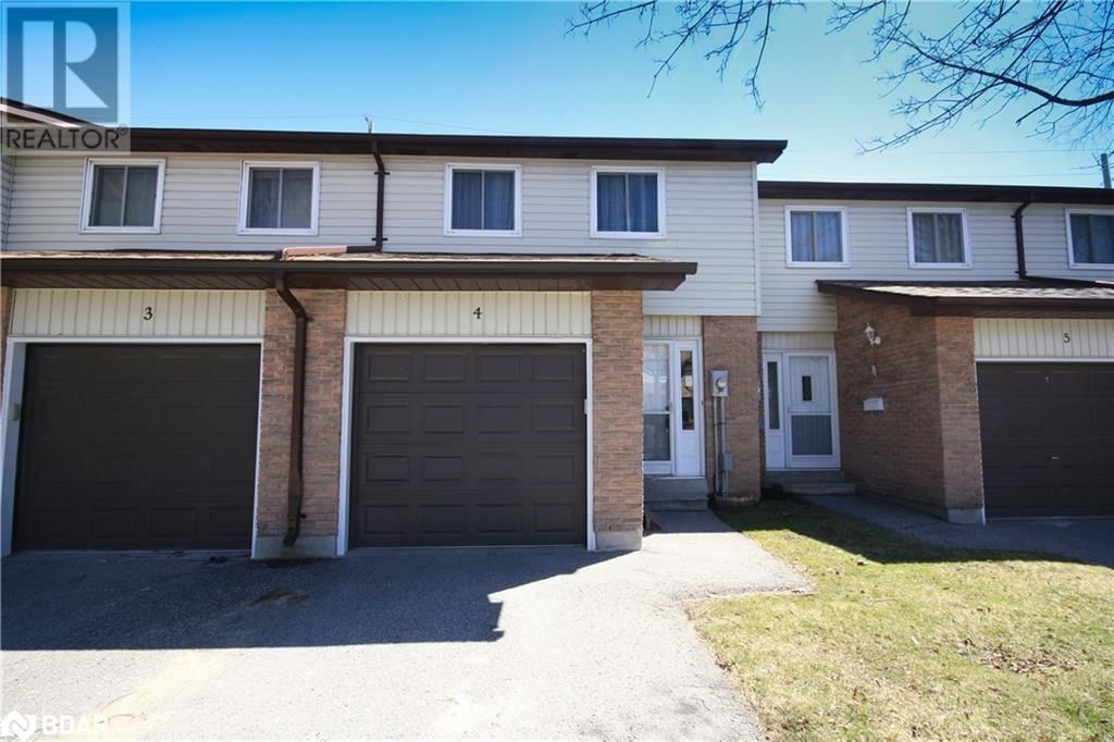 4 - 261 ROSE STREET Image 2