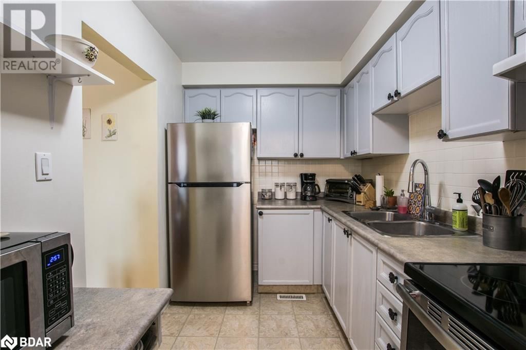 4 - 261 ROSE STREET Image 7