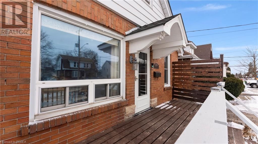 69 LYONS AVENUE Image 11