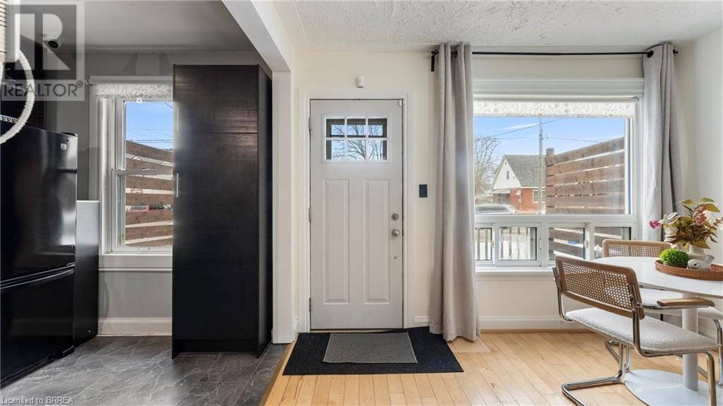 69 LYONS AVENUE Image 12