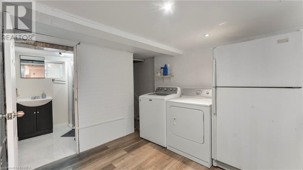 69 LYONS AVENUE Image 29