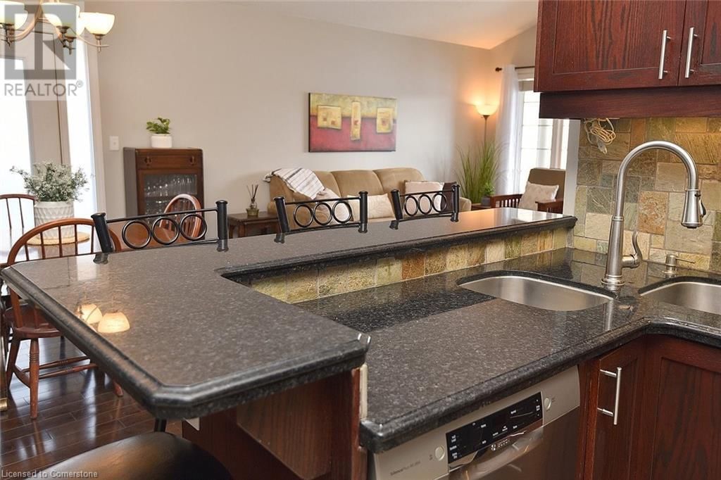 552 SOUTHRIDGE DRIVE Image 10