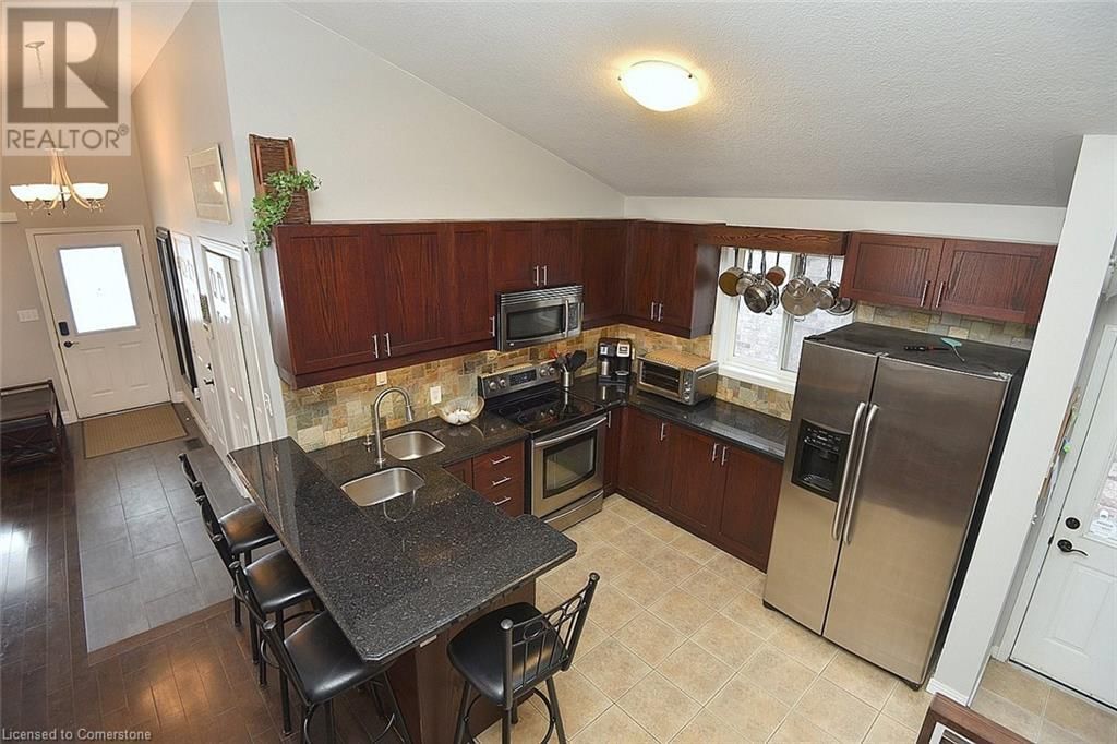 552 SOUTHRIDGE DRIVE Image 9