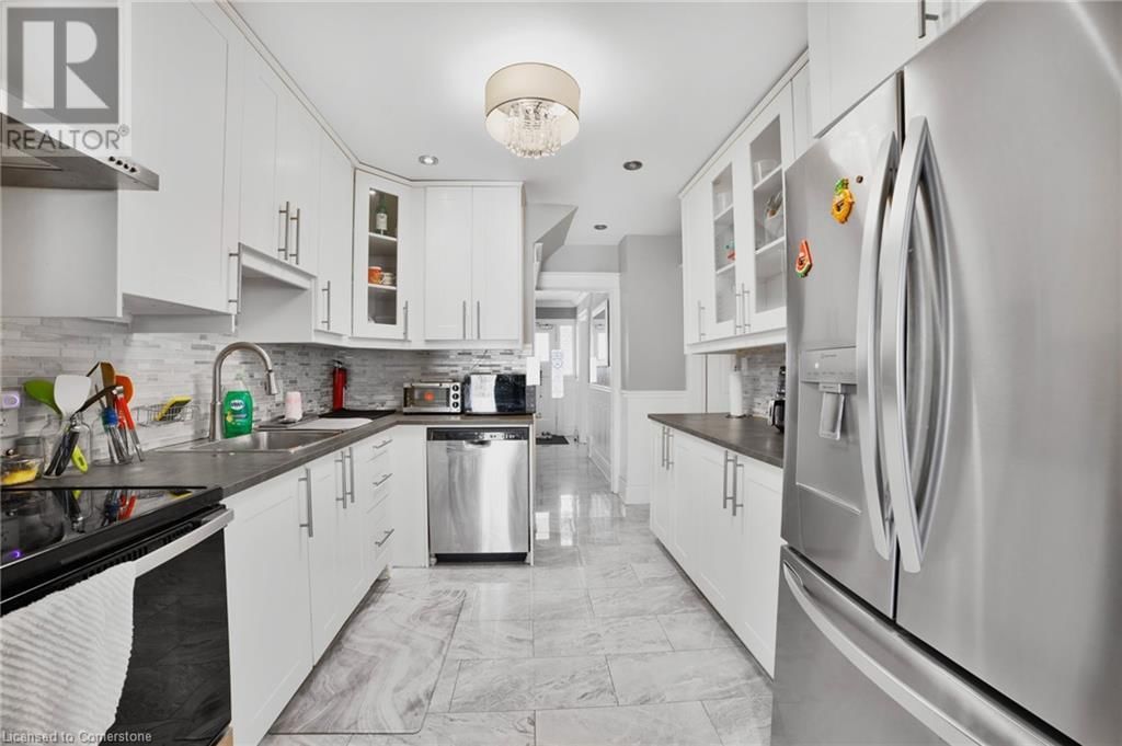 158 ARKELL STREET Image 11