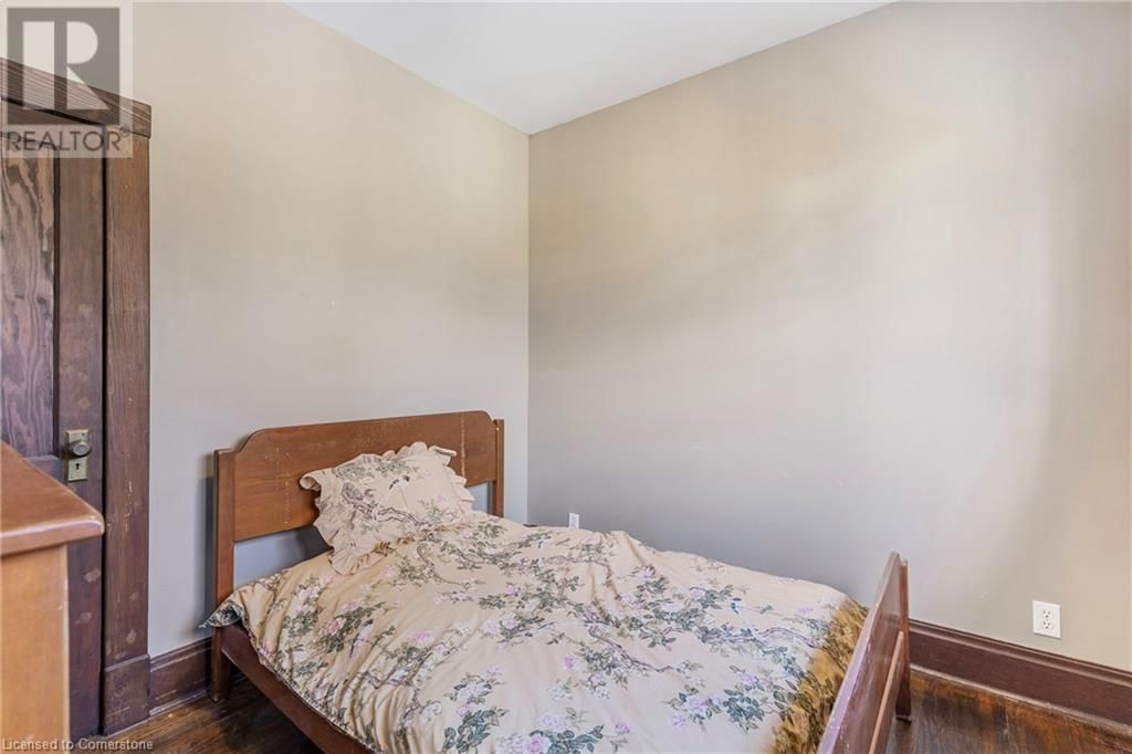 99 VALE AVENUE Image 12