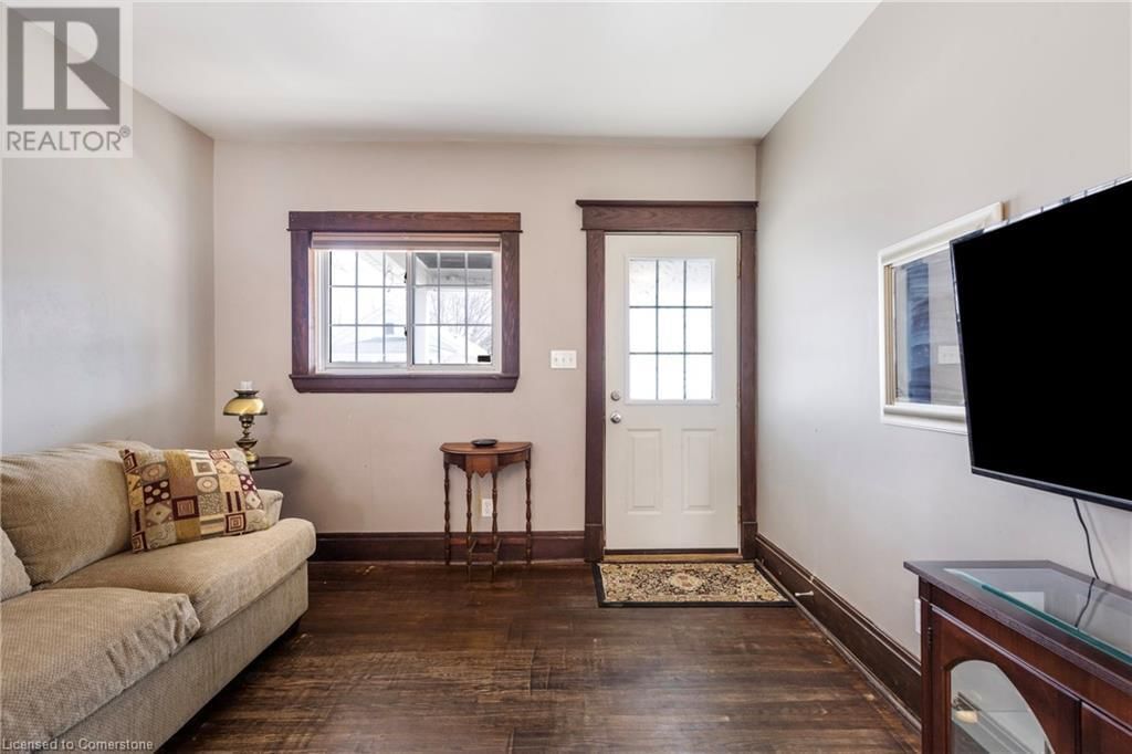 99 VALE AVENUE Image 4