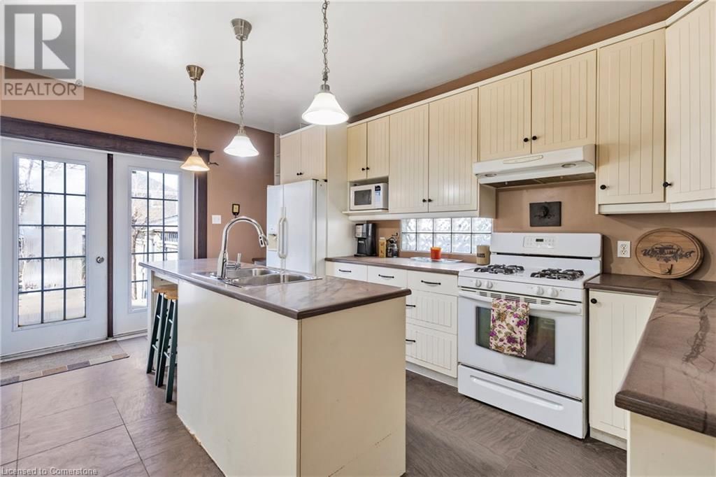 99 VALE AVENUE Image 8