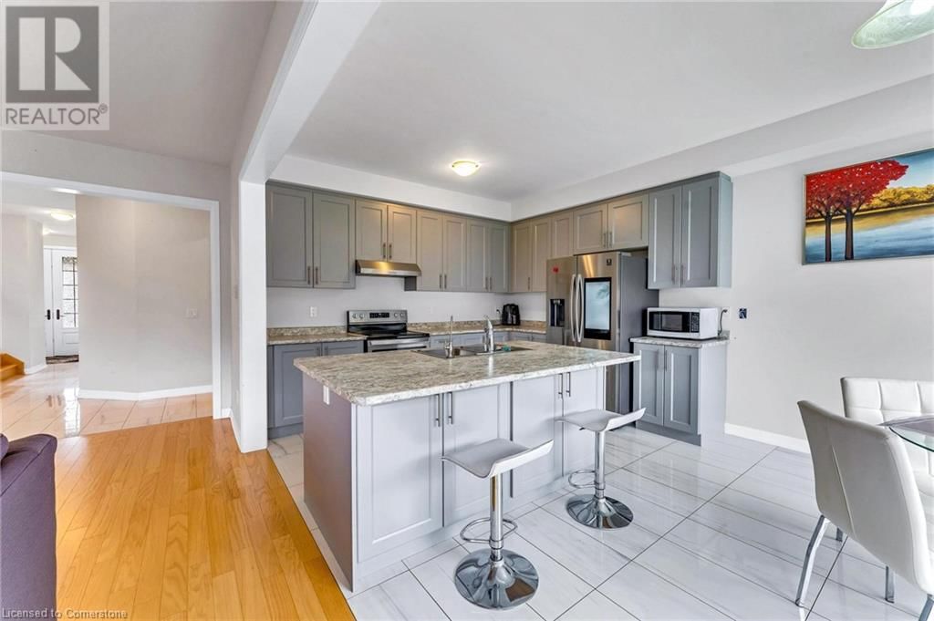 530 THOMPSON STREET Image 10