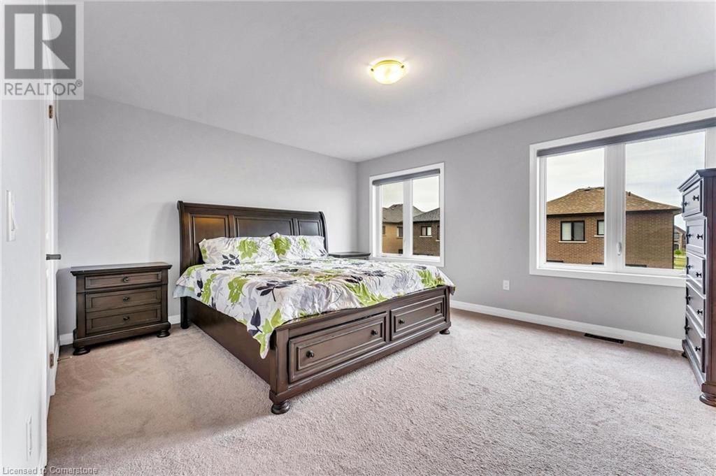 530 THOMPSON STREET Image 15