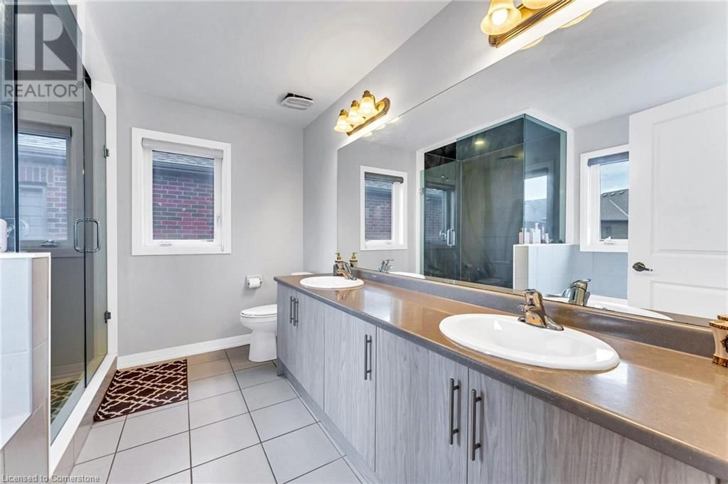 530 THOMPSON STREET Image 16
