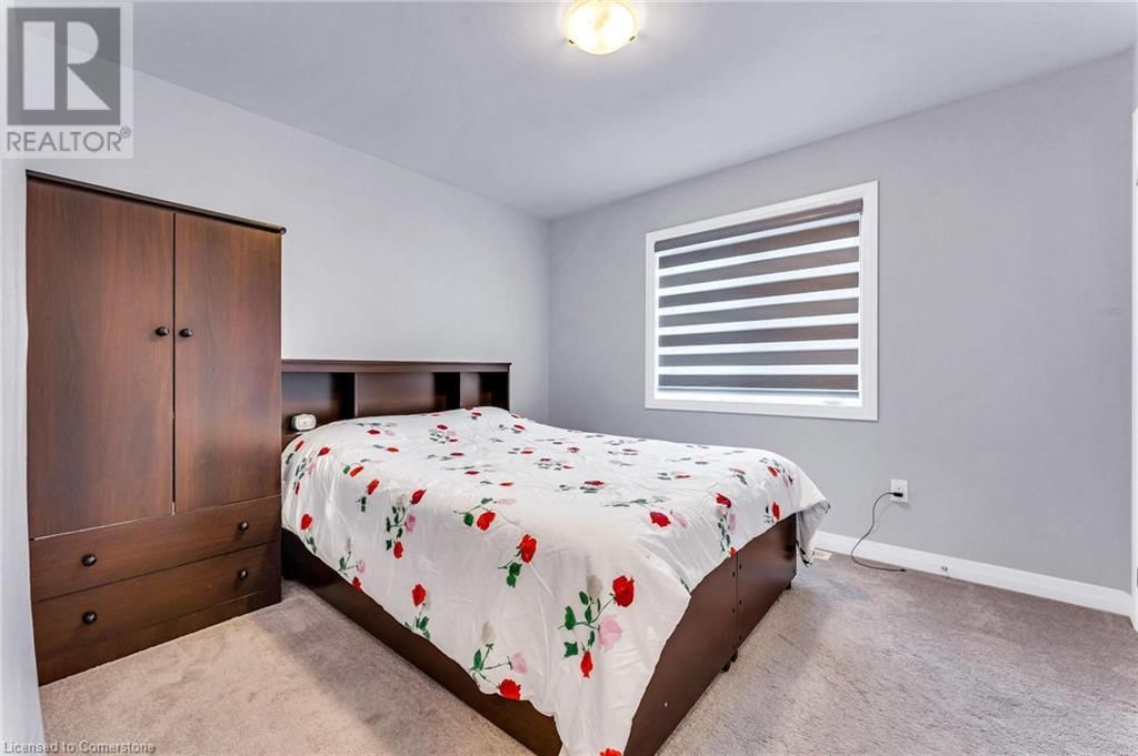 530 THOMPSON STREET Image 22