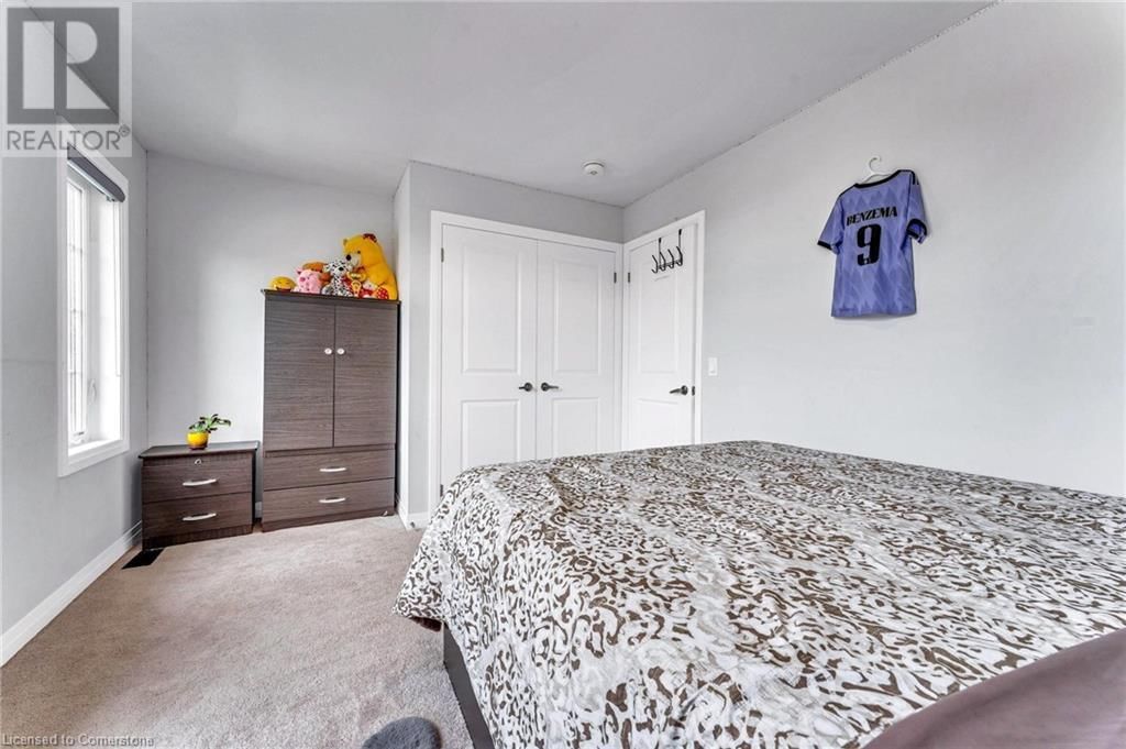 530 THOMPSON STREET Image 25