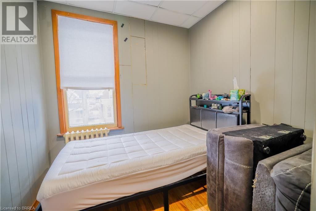 24 PEARL STREET Image 15