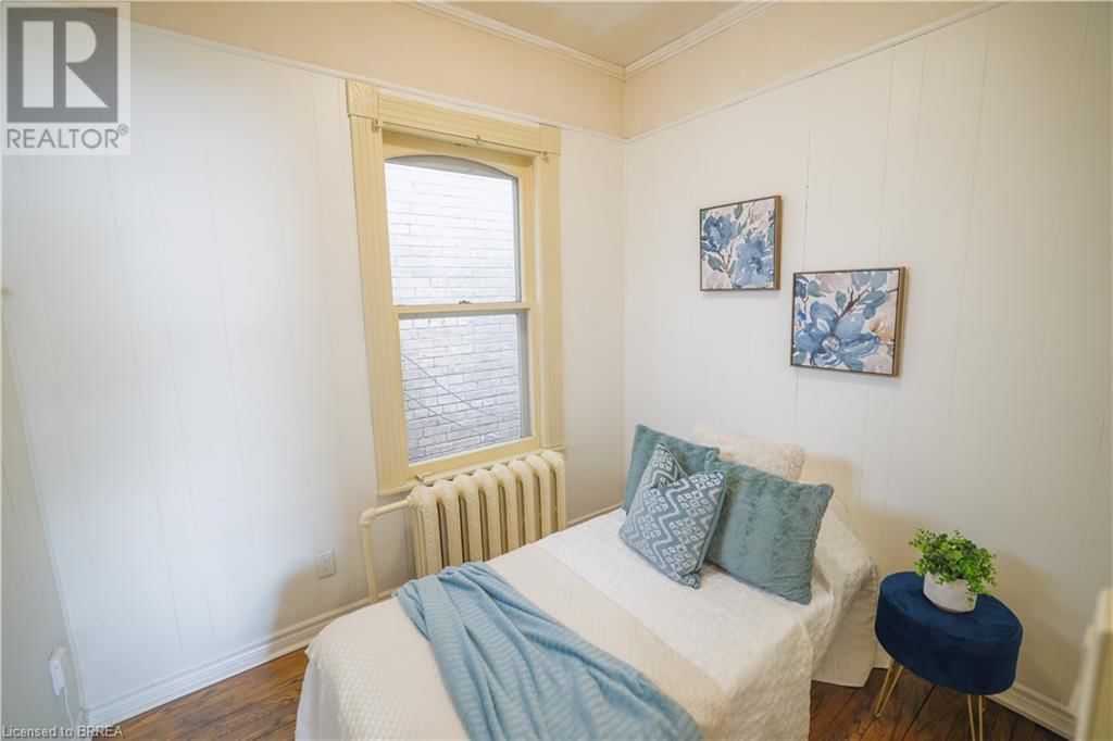 24 PEARL STREET Image 8