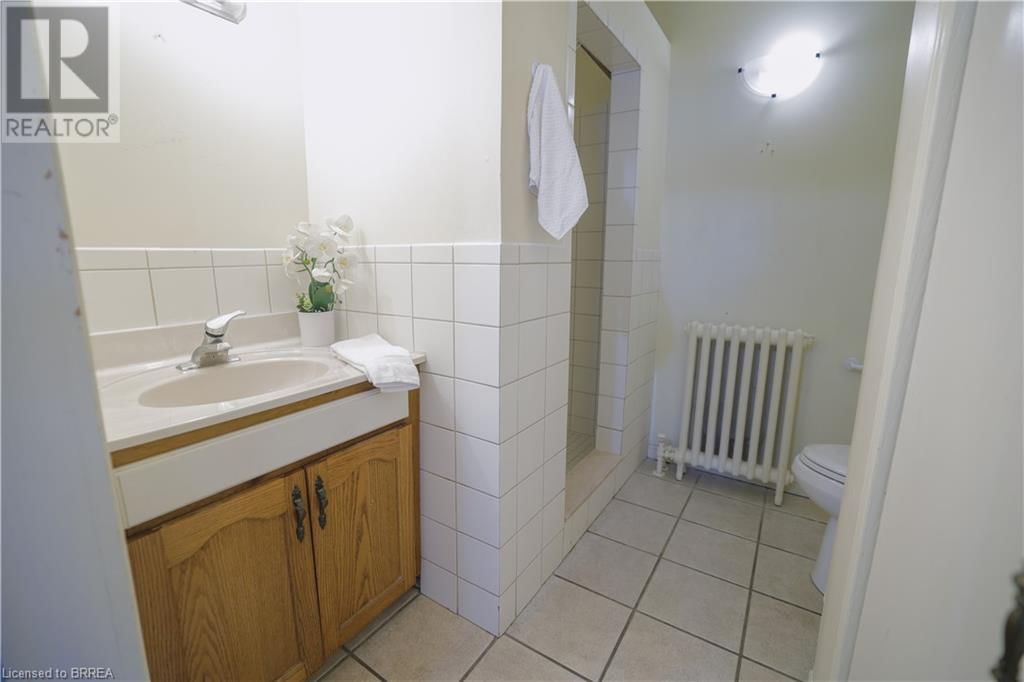 24 PEARL STREET Image 9