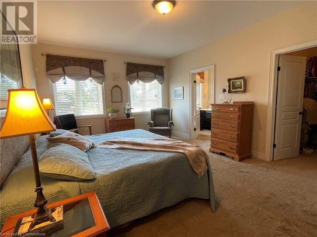 23 SCHOONER DRIVE Image 13