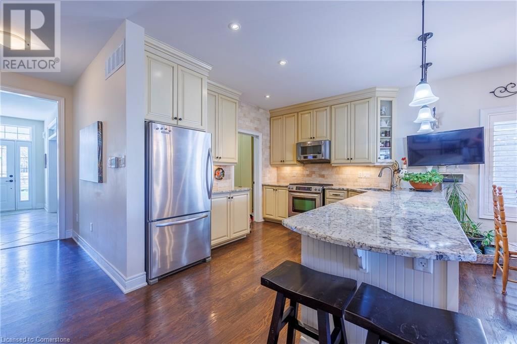 23 SCHOONER DRIVE Image 5