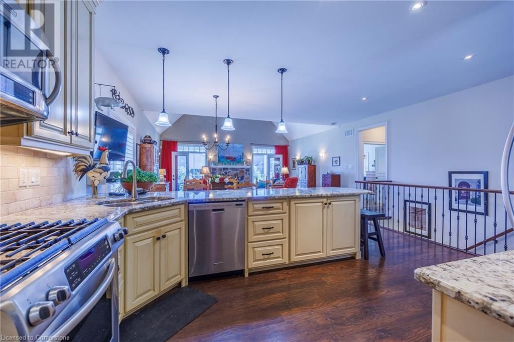 23 SCHOONER DRIVE Image 6
