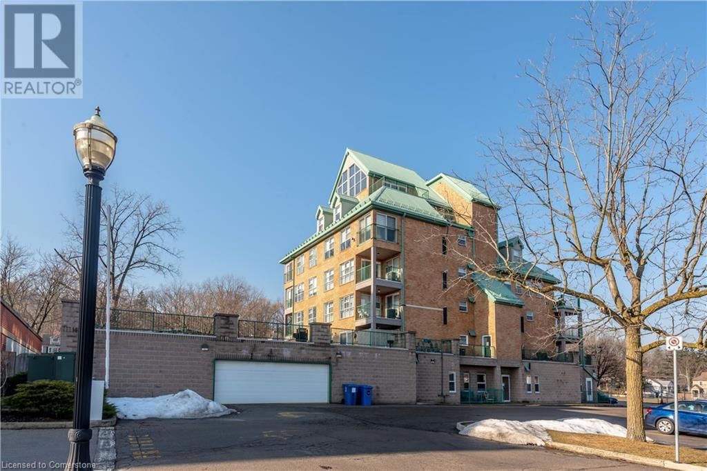 102 - 19 LAKE AVENUE SOUTH Image 3