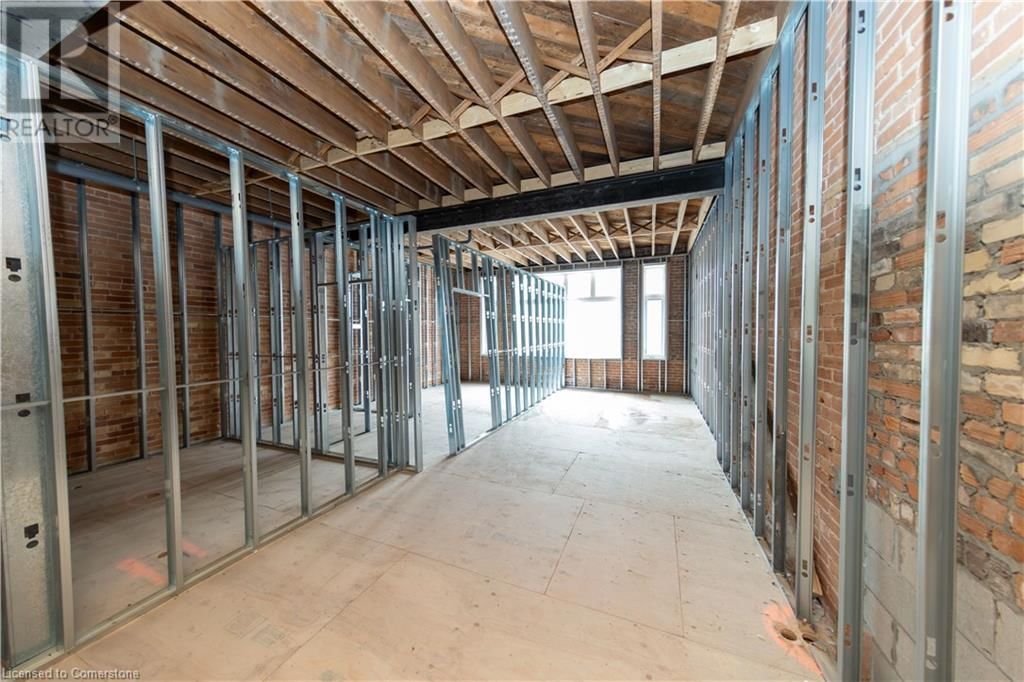 137 KING STREET EAST Image 12