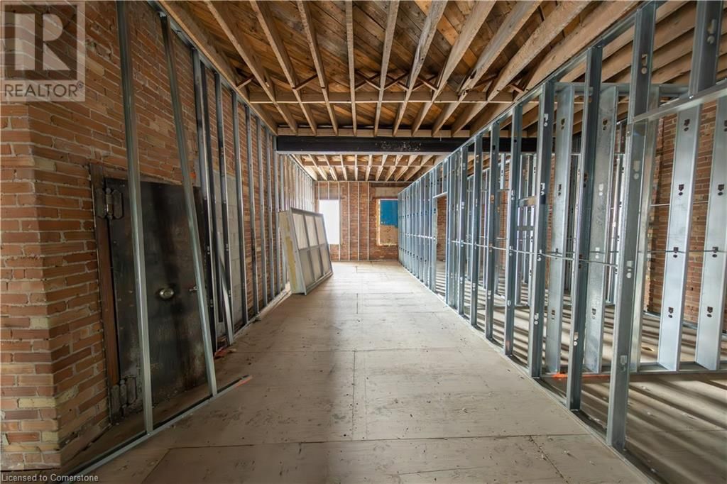 137 KING STREET EAST Image 15