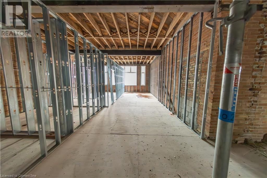 137 KING STREET EAST Image 18