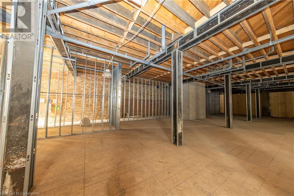 137 KING STREET EAST Image 28