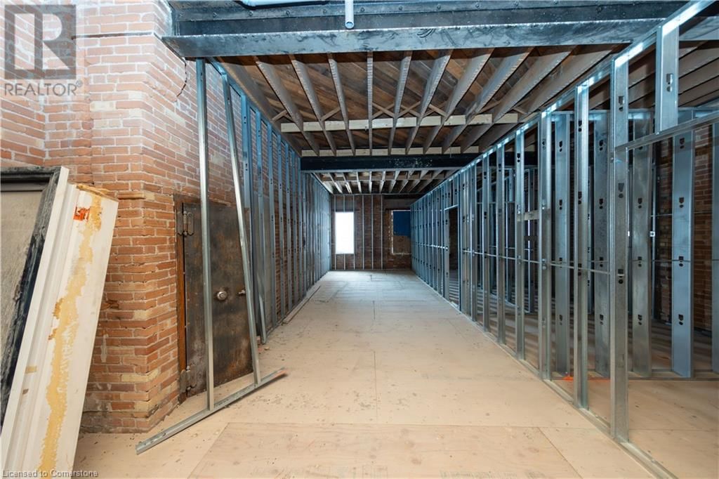 137 KING STREET EAST Image 9