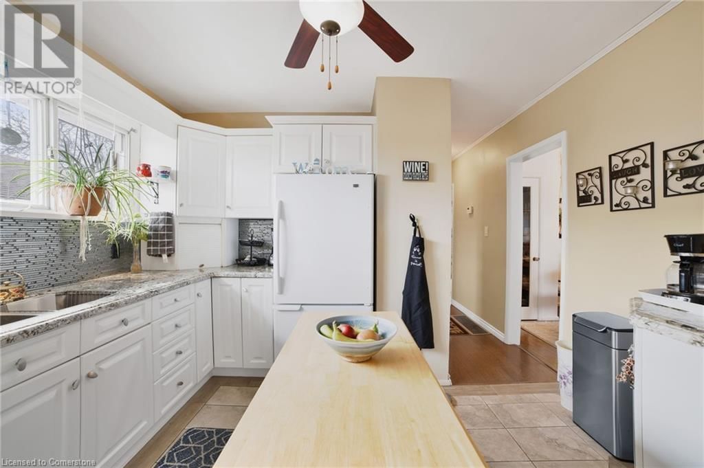 140 BURKHOLDER DRIVE Image 12